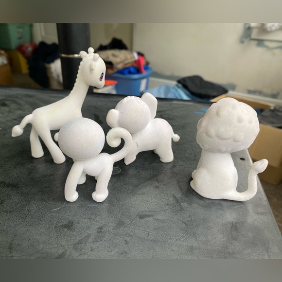 Crayola Lot 4 White Flocked Velvety Lion Giraffe Elephant & Monkey Play Animals - Picture 7 of 11